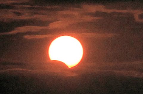 Partial Solar Eclipse - Miami, November 3 '13 11:30 UT